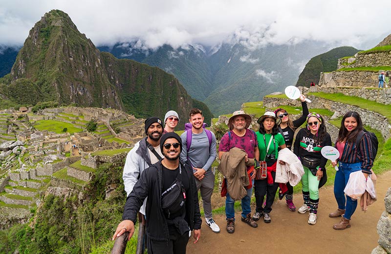Turistas en Machu Picchu
